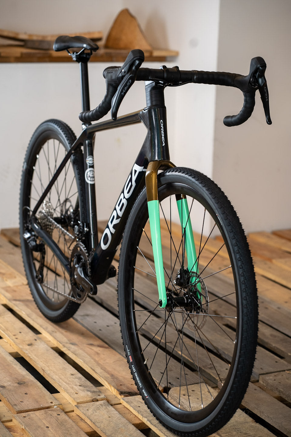ORBEA Terra M30 Team -Custom- Der Regenbogen