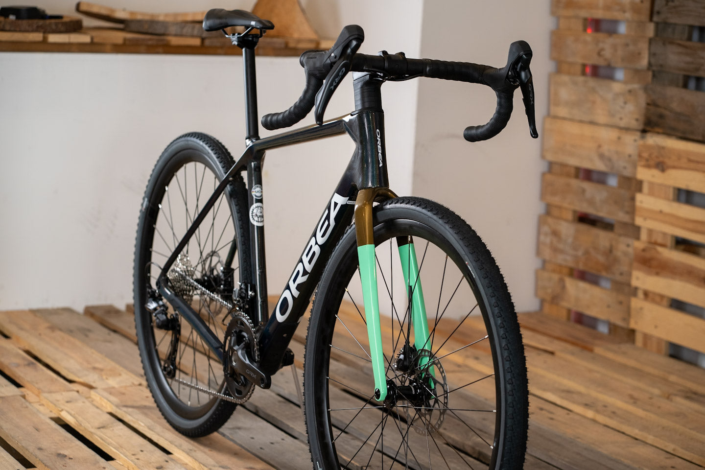 ORBEA Terra M30 Team -Custom- Der Regenbogen