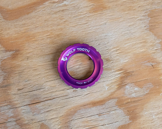 WOLF TOOTH Centerlock Ring -lila-
